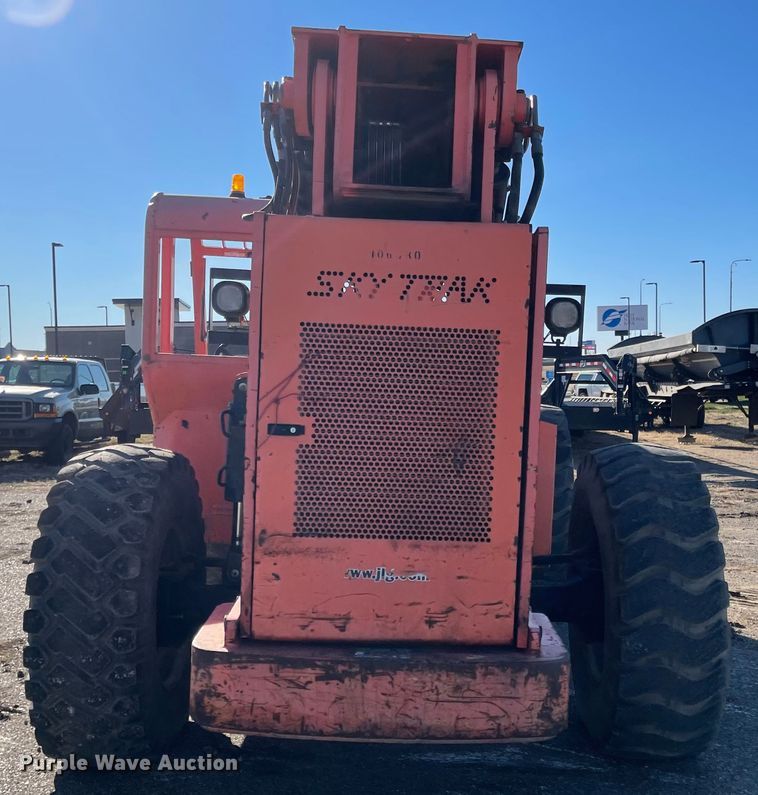 image for item DL5839 JLG 10042  telehandler