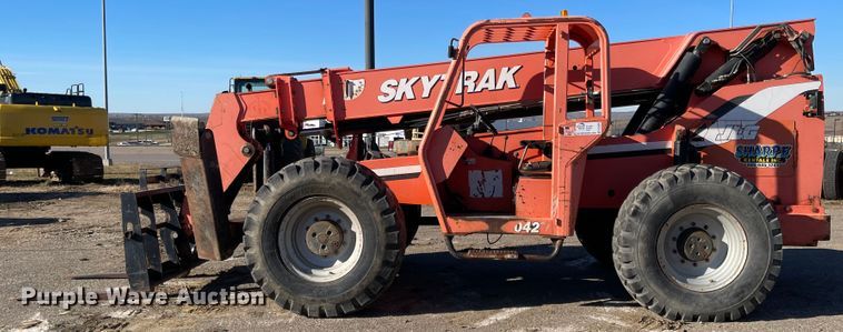 image for item DL5839 JLG 10042  telehandler