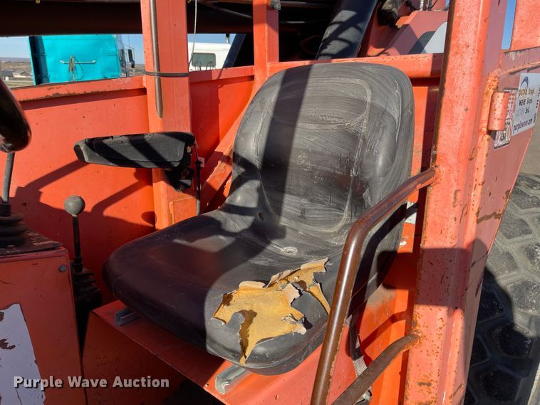 image for item DL5839 JLG 10042  telehandler