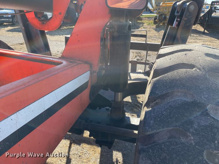 image for item DL5839 JLG 10042  telehandler