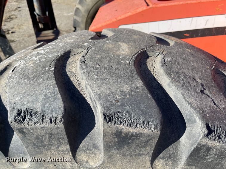 image for item DL5839 JLG 10042  telehandler