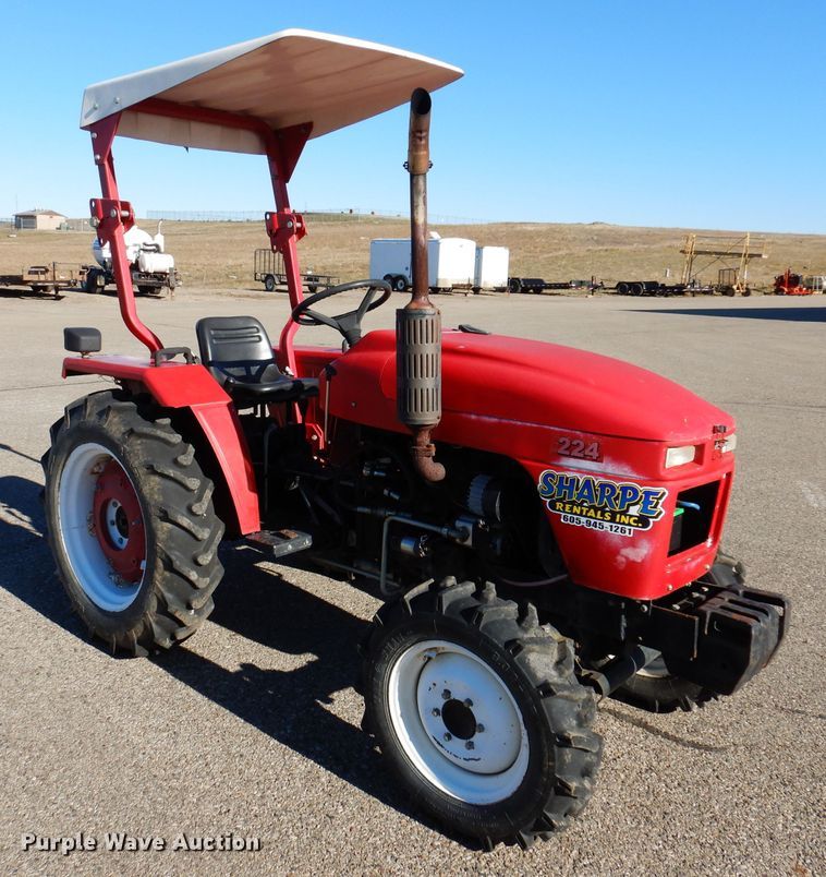 image for item DL5841 2003 J&M 224  MFWD tractor