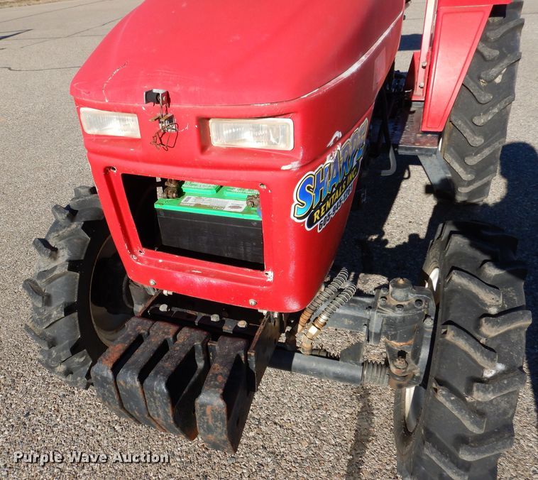 image for item DL5841 2003 J&M 224  MFWD tractor