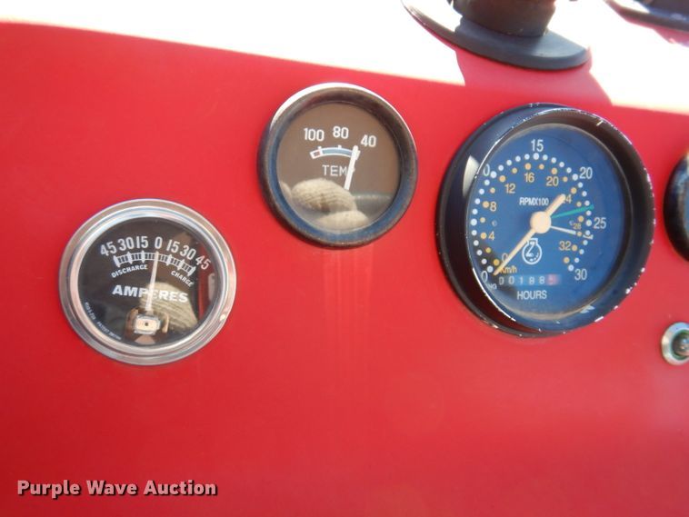 image for item DL5841 2003 J&M 224  MFWD tractor