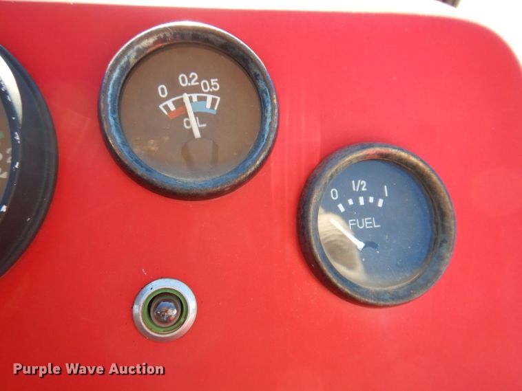 image for item DL5841 2003 J&M 224  MFWD tractor