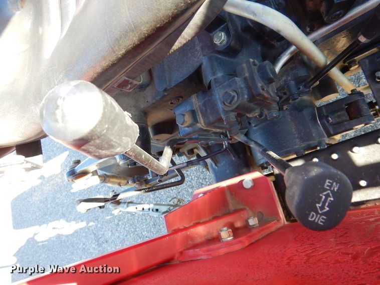 image for item DL5841 2003 J&M 224  MFWD tractor