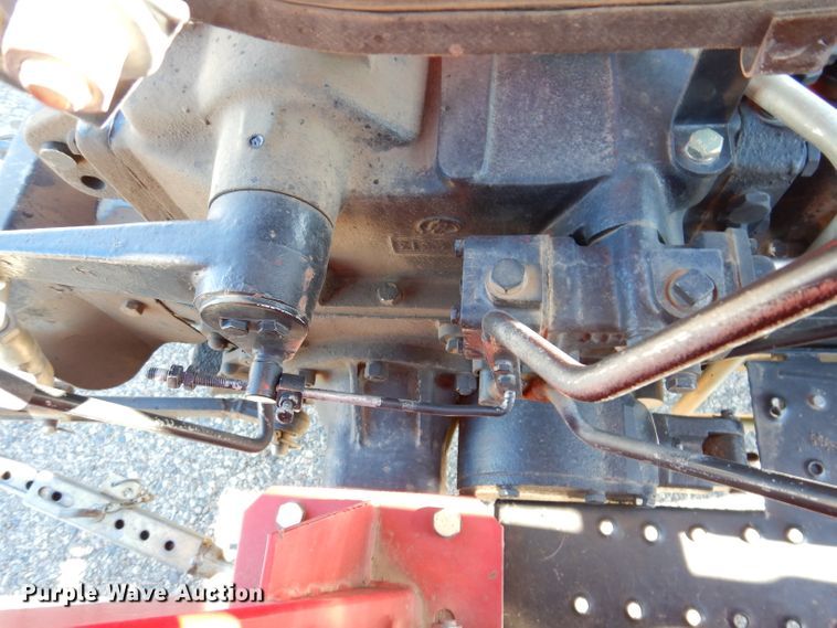 image for item DL5841 2003 J&M 224  MFWD tractor