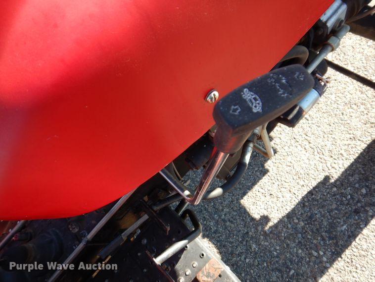 image for item DL5841 2003 J&M 224  MFWD tractor