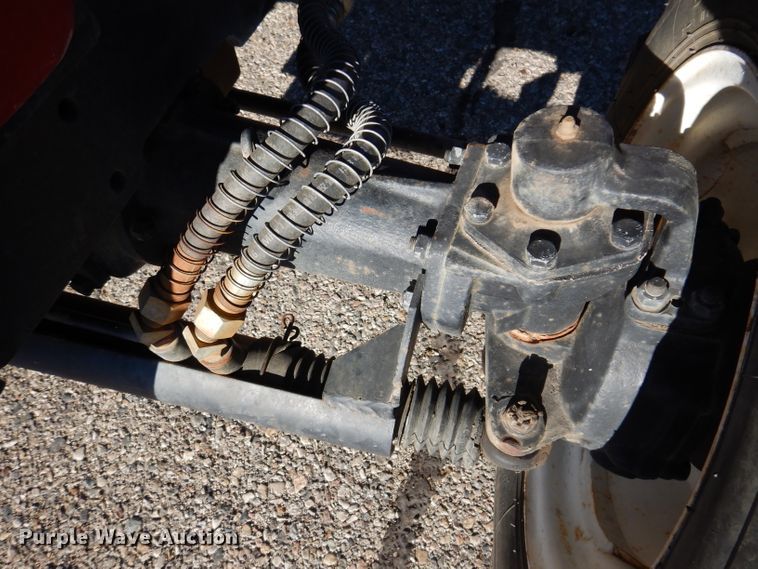 image for item DL5841 2003 J&M 224  MFWD tractor