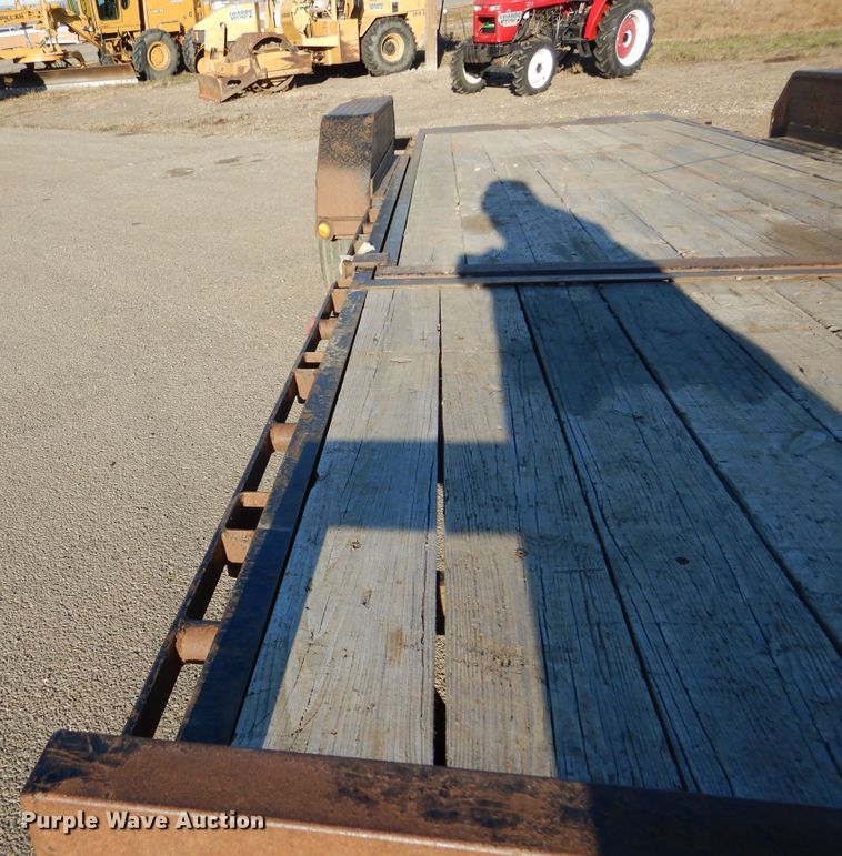 image for item DL5842 2007 PJ  tilt deck utility trailer