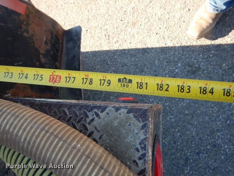 image for item DL5845 Vacstar 800  vacuum excavator