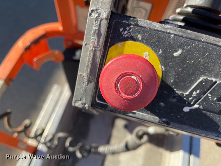 image for item DL5846 2012 JLG 2030ES  scissor lift