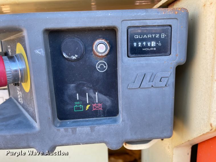 image for item DL5846 2012 JLG 2030ES  scissor lift