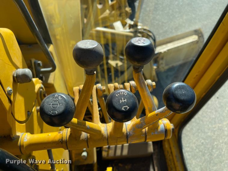 image for item DL5853 1979 Caterpillar 140G  motor grader