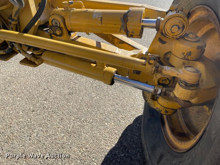 image for item DL5853 1979 Caterpillar 140G  motor grader