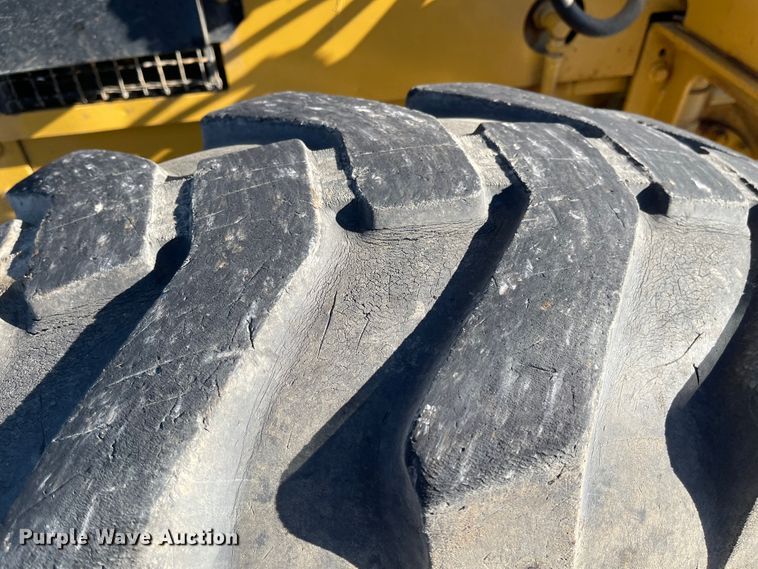 image for item DL5853 1979 Caterpillar 140G  motor grader