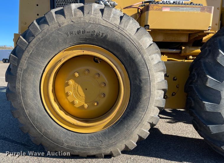 image for item DL5853 1979 Caterpillar 140G  motor grader