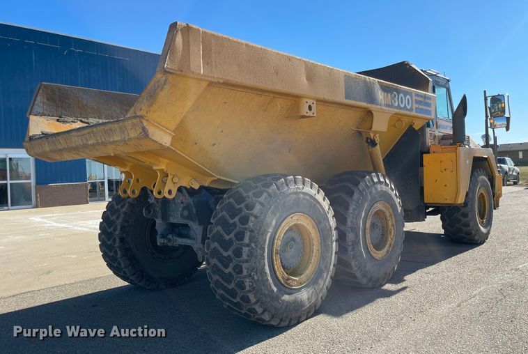 image for item DL5854 2007 Komatsu HM300-2  haul truck