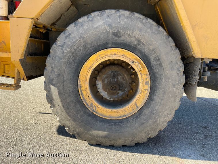 image for item DL5854 2007 Komatsu HM300-2  haul truck