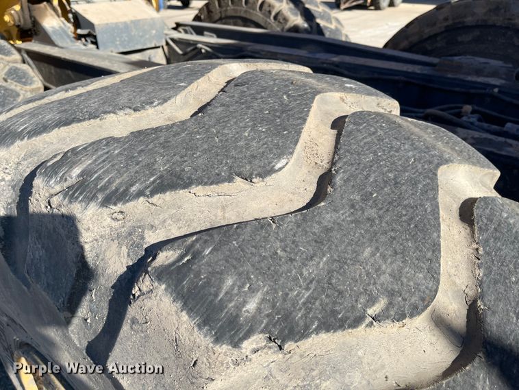 image for item DL5854 2007 Komatsu HM300-2  haul truck