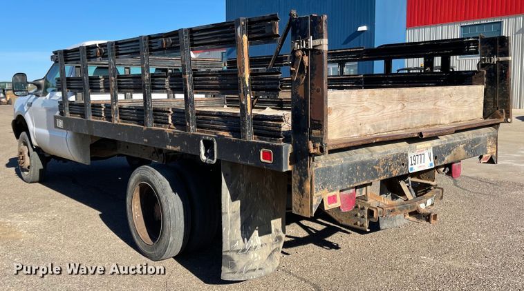 image for item DL5855 2002 Ford F550 Super Duty XL  flatbed truck