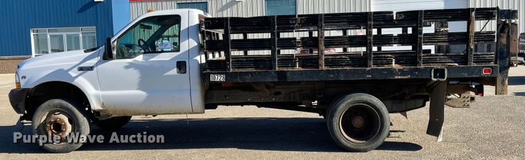 image for item DL5855 2002 Ford F550 Super Duty XL  flatbed truck