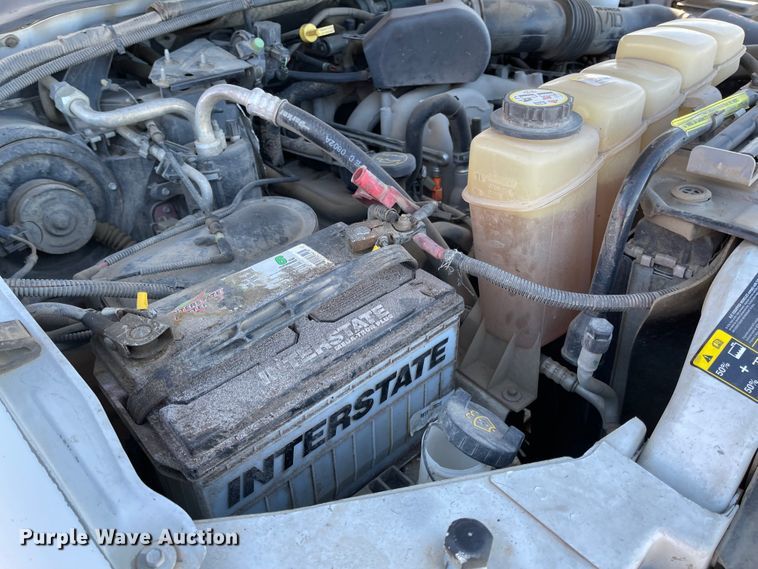 image for item DL5855 2002 Ford F550 Super Duty XL  flatbed truck