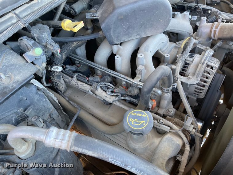 image for item DL5855 2002 Ford F550 Super Duty XL  flatbed truck