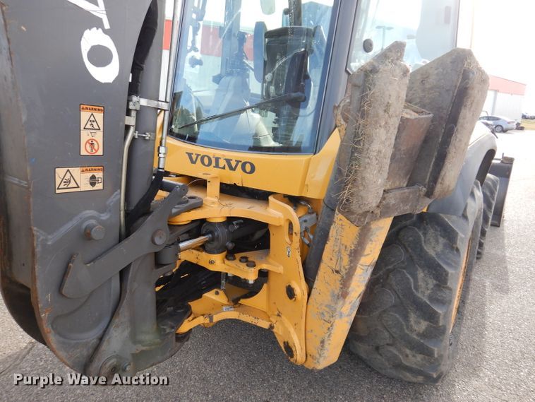 image for item DL5856 2012 Volvo BL70B  backhoe