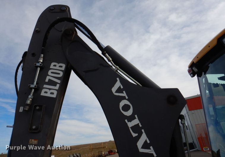 image for item DL5856 2012 Volvo BL70B  backhoe