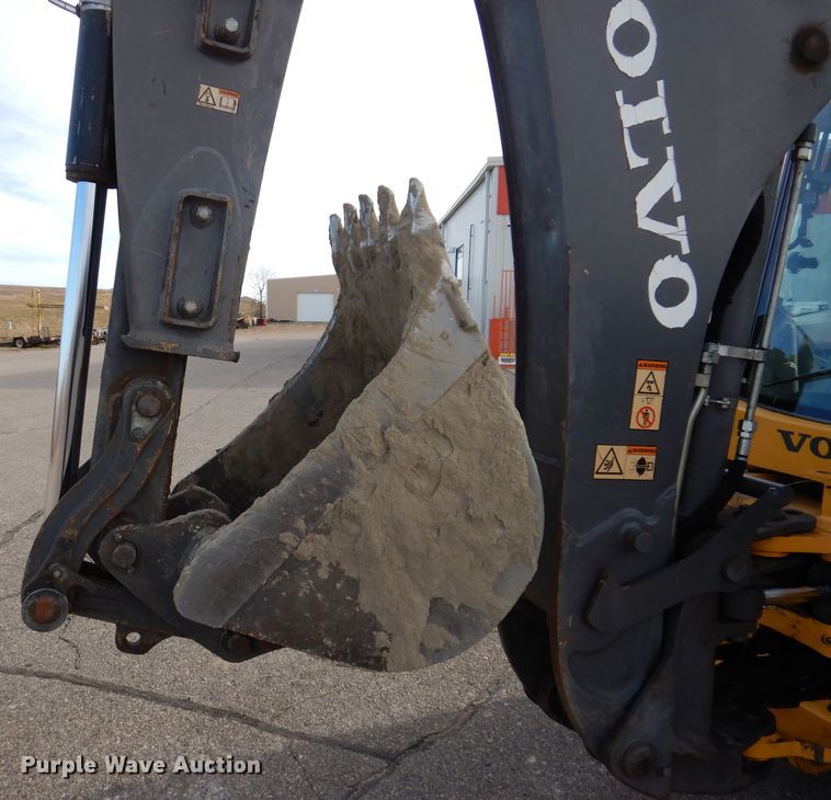 image for item DL5856 2012 Volvo BL70B  backhoe