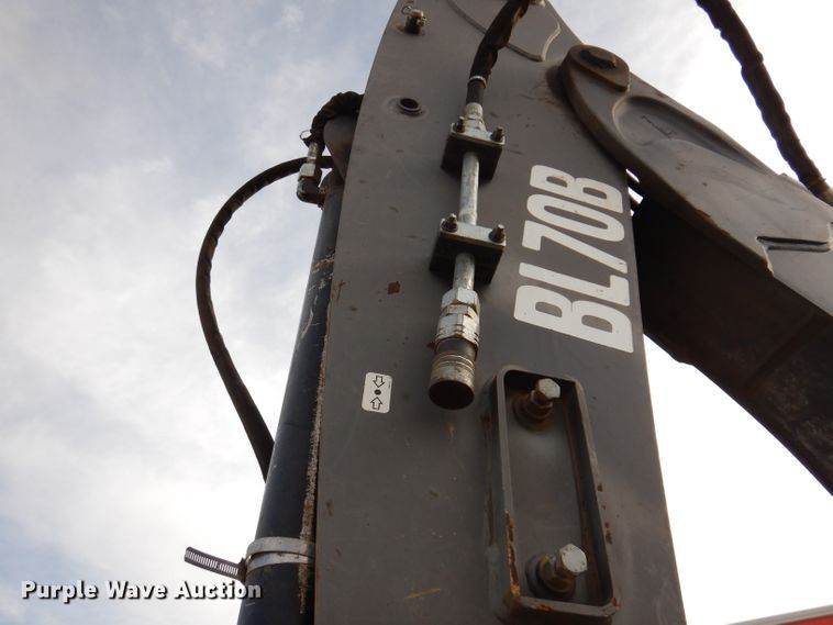 image for item DL5856 2012 Volvo BL70B  backhoe