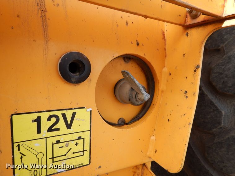 image for item DL5856 2012 Volvo BL70B  backhoe