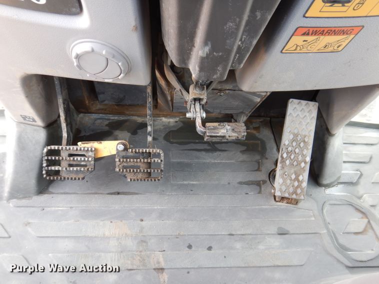 image for item DL5856 2012 Volvo BL70B  backhoe