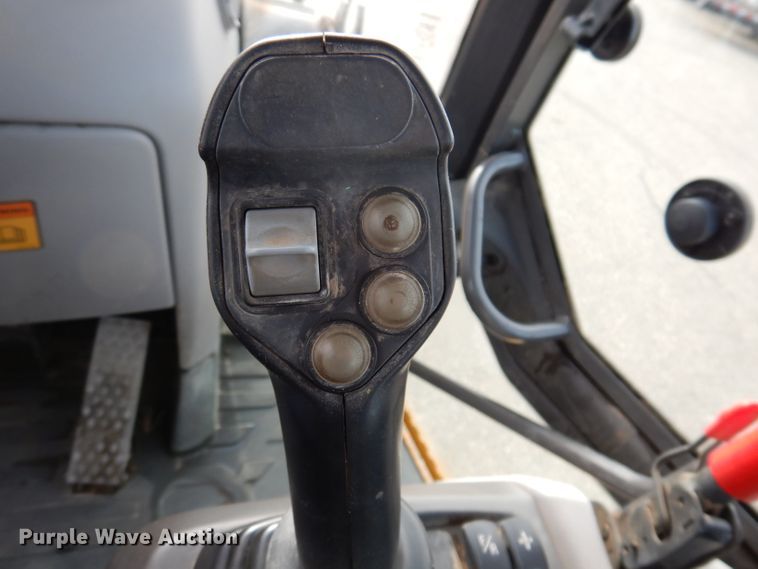 image for item DL5856 2012 Volvo BL70B  backhoe