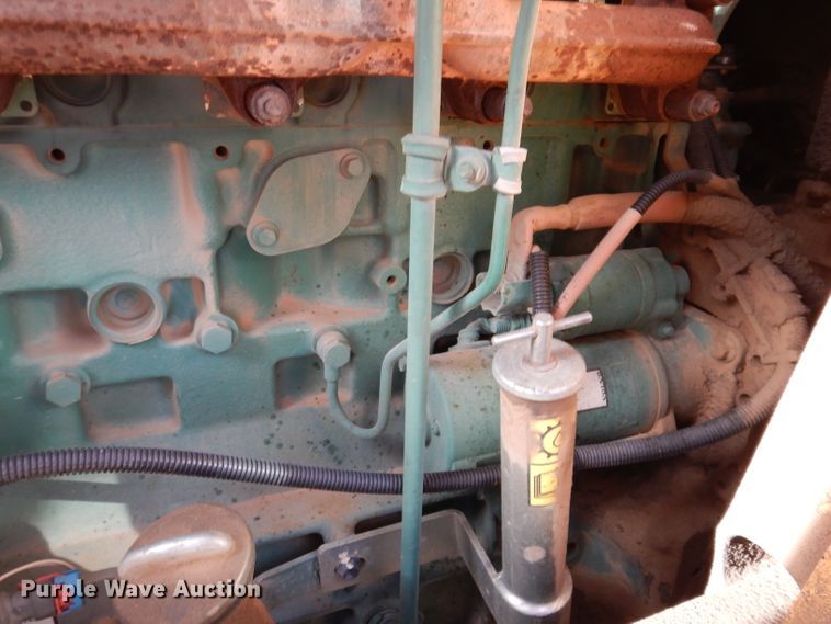 image for item DL5856 2012 Volvo BL70B  backhoe