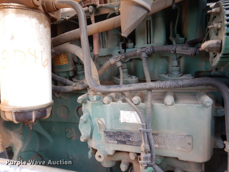 image for item DL5856 2012 Volvo BL70B  backhoe