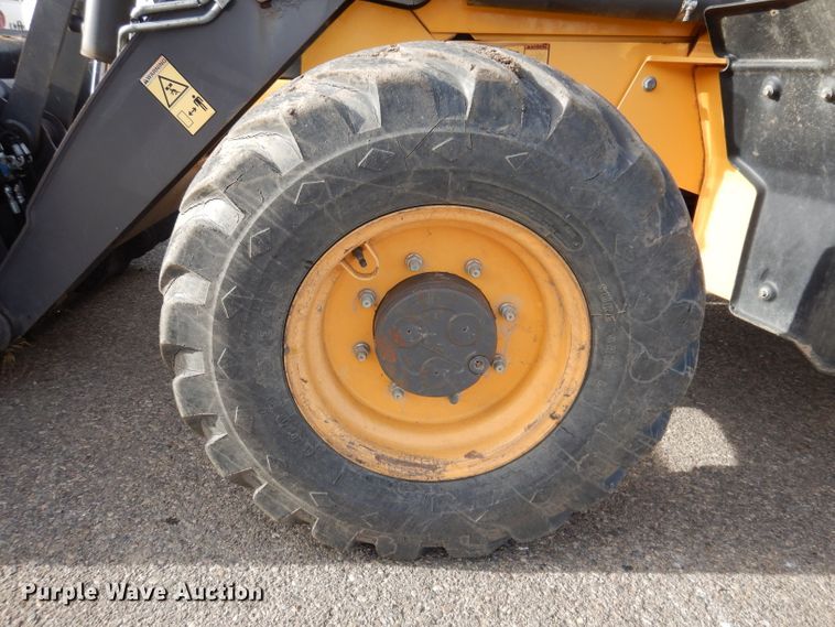 image for item DL5856 2012 Volvo BL70B  backhoe