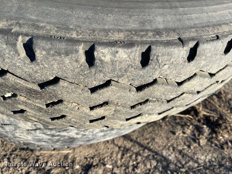 image for item IK9686 (7) tires