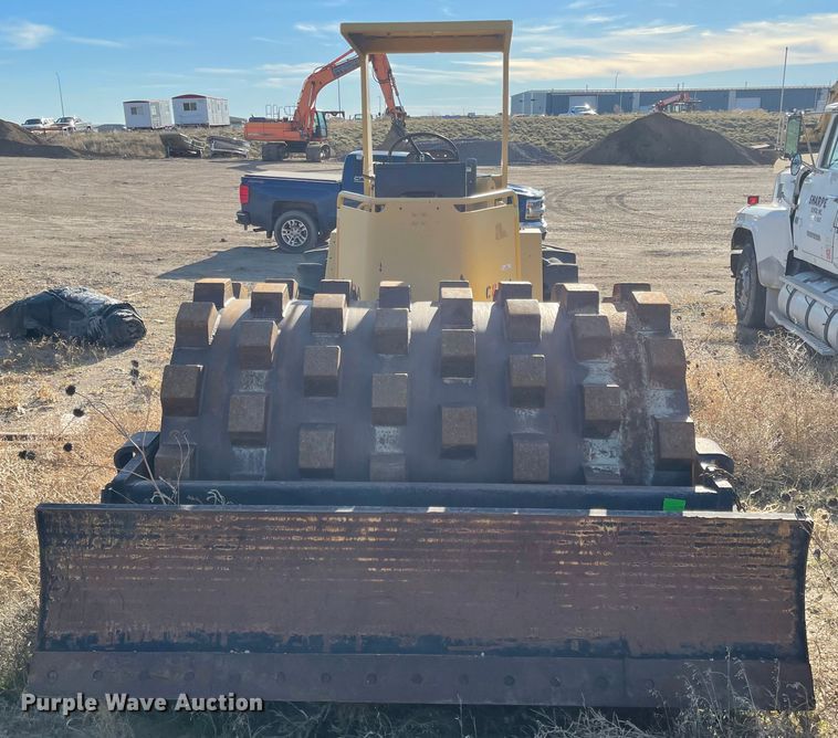 image for item IK9721 Hyster C852A  single drum vibratory roller