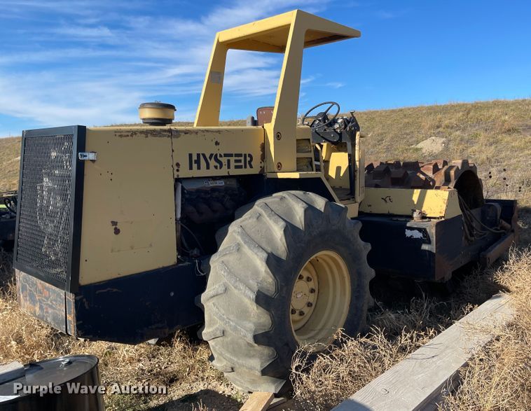 image for item IK9721 Hyster C852A  single drum vibratory roller