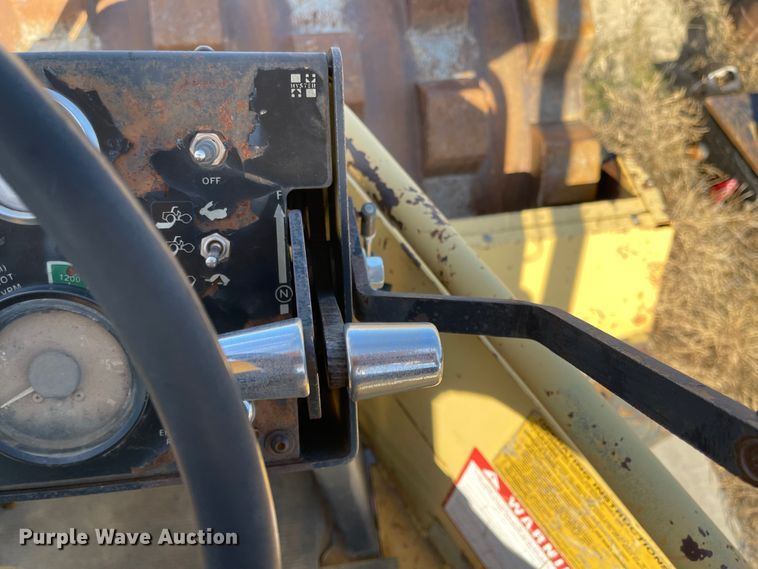 image for item IK9721 Hyster C852A  single drum vibratory roller