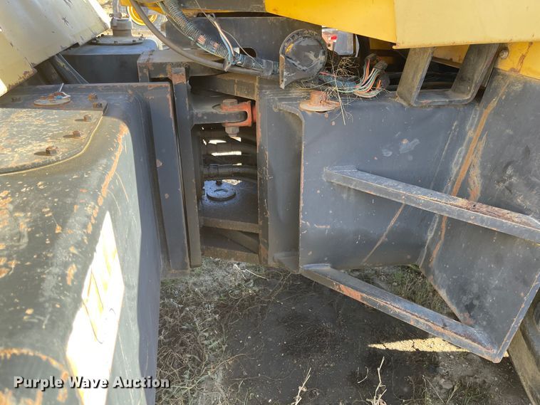 image for item IK9721 Hyster C852A  single drum vibratory roller