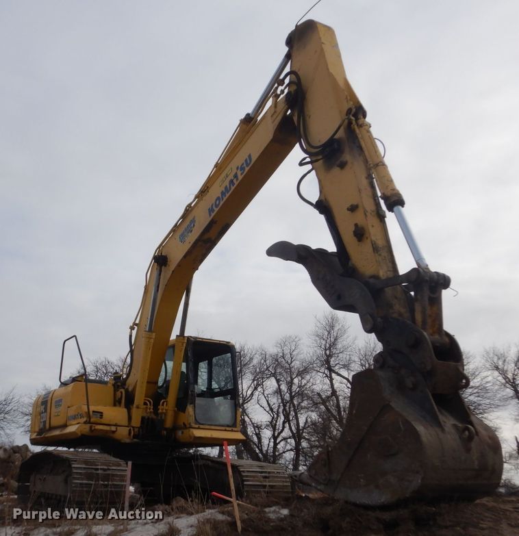 image for item IU9783 2004 Komatsu PC220LC-7L  excavator