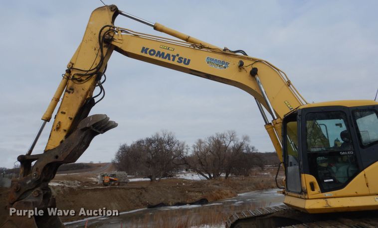 image for item IU9783 2004 Komatsu PC220LC-7L  excavator