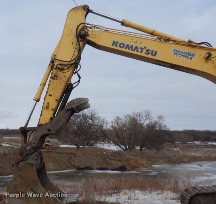 image for item IU9783 2004 Komatsu PC220LC-7L  excavator