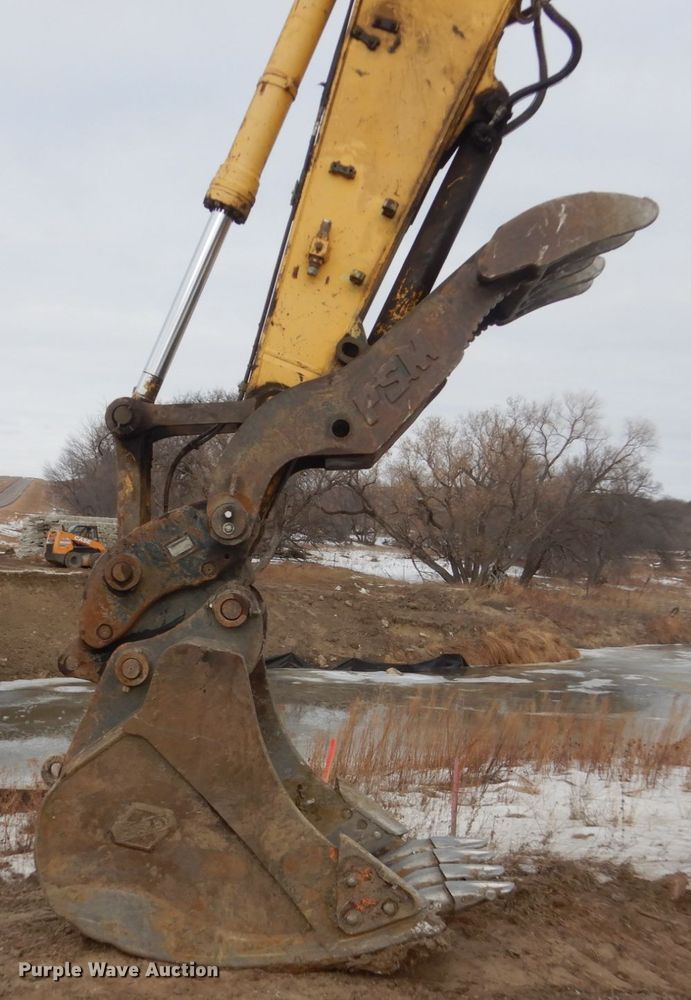 image for item IU9783 2004 Komatsu PC220LC-7L  excavator