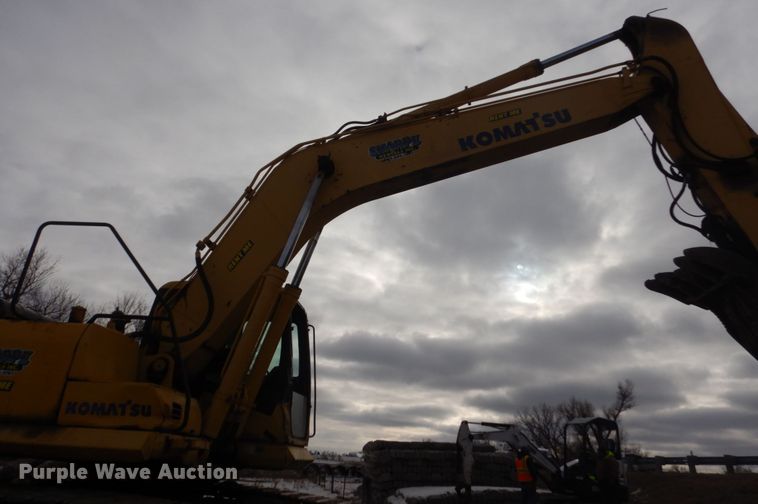 image for item IU9783 2004 Komatsu PC220LC-7L  excavator