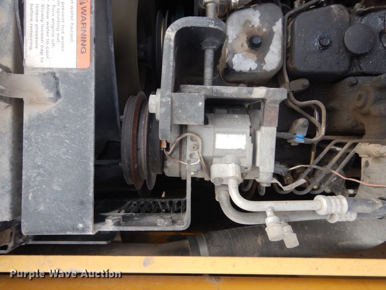 image for item IU9783 2004 Komatsu PC220LC-7L  excavator