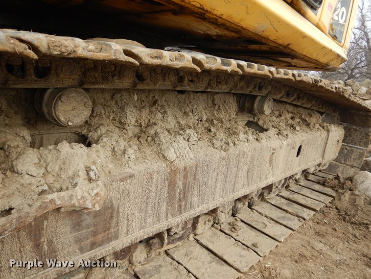 image for item IU9783 2004 Komatsu PC220LC-7L  excavator